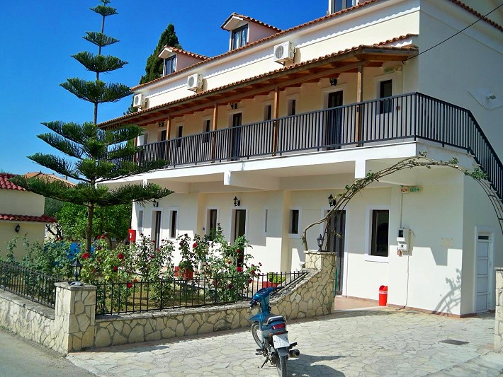 Red Rose Garden - Tsilivi Zakynthos Greece