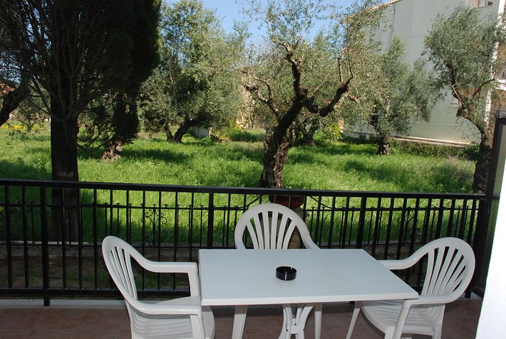 Red Rose Garden - Tsilivi Zakynthos Greece