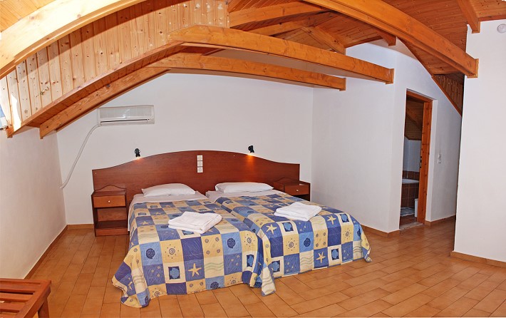 Red Rose Garden - Tsilivi Zakynthos Greece