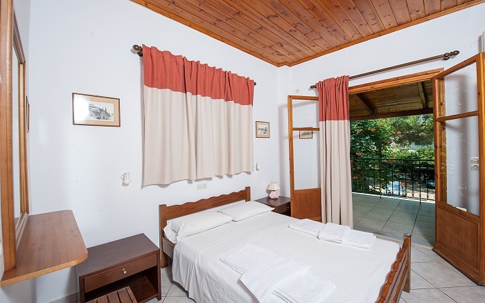 Zarkadis Beach Apartments - Tsilivi Zakynthos Greece